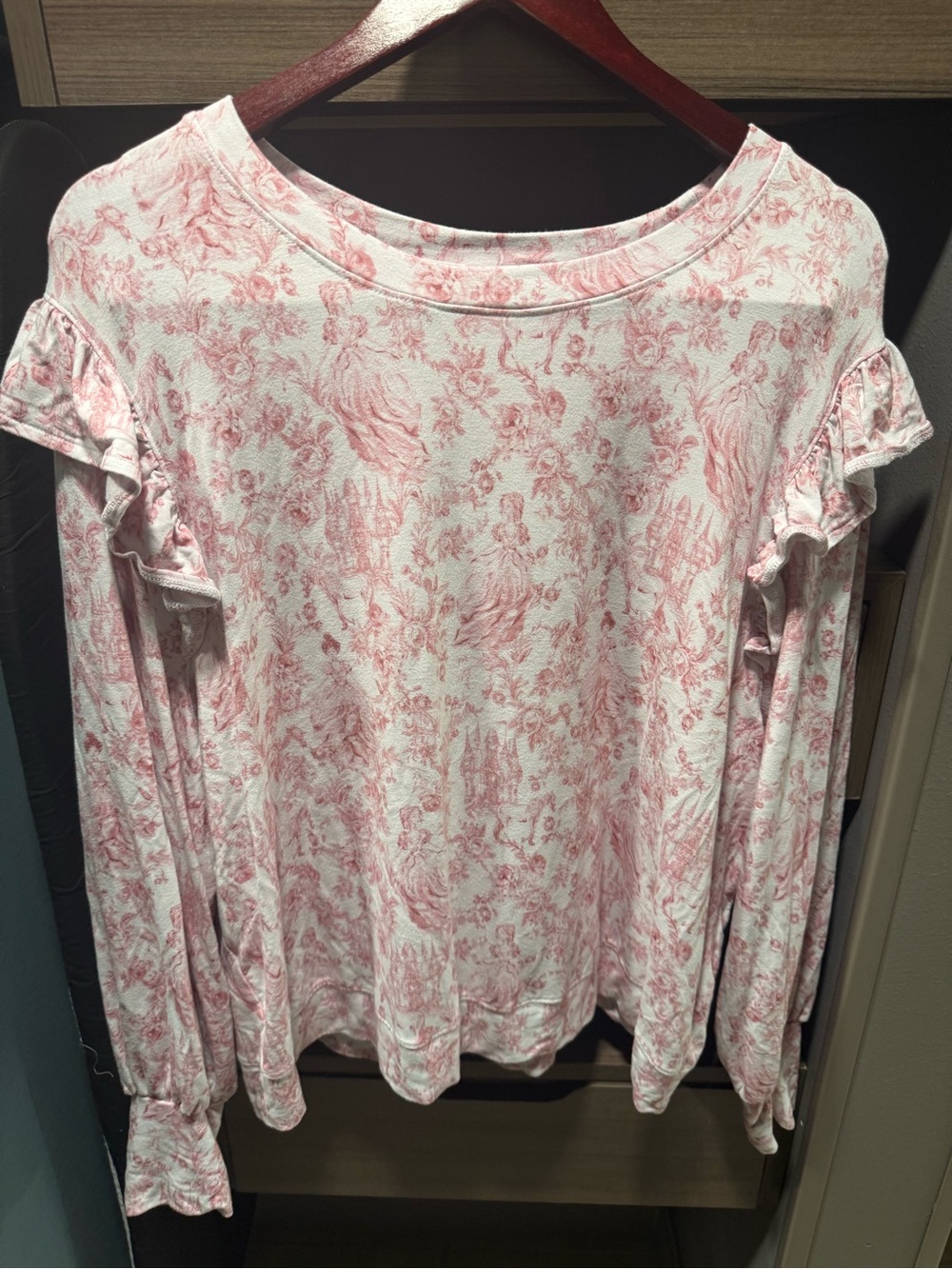 Posh Peanut 2X Pink Toile Print Ruffle Shoulder Long Sleeve Top Plus Size